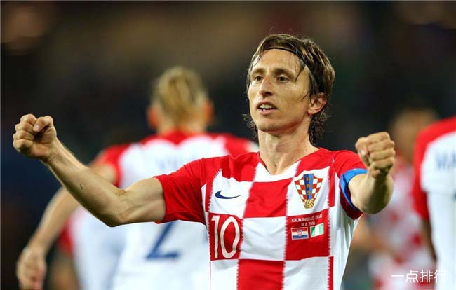 老将替补改变局势，主帅称其不可替代