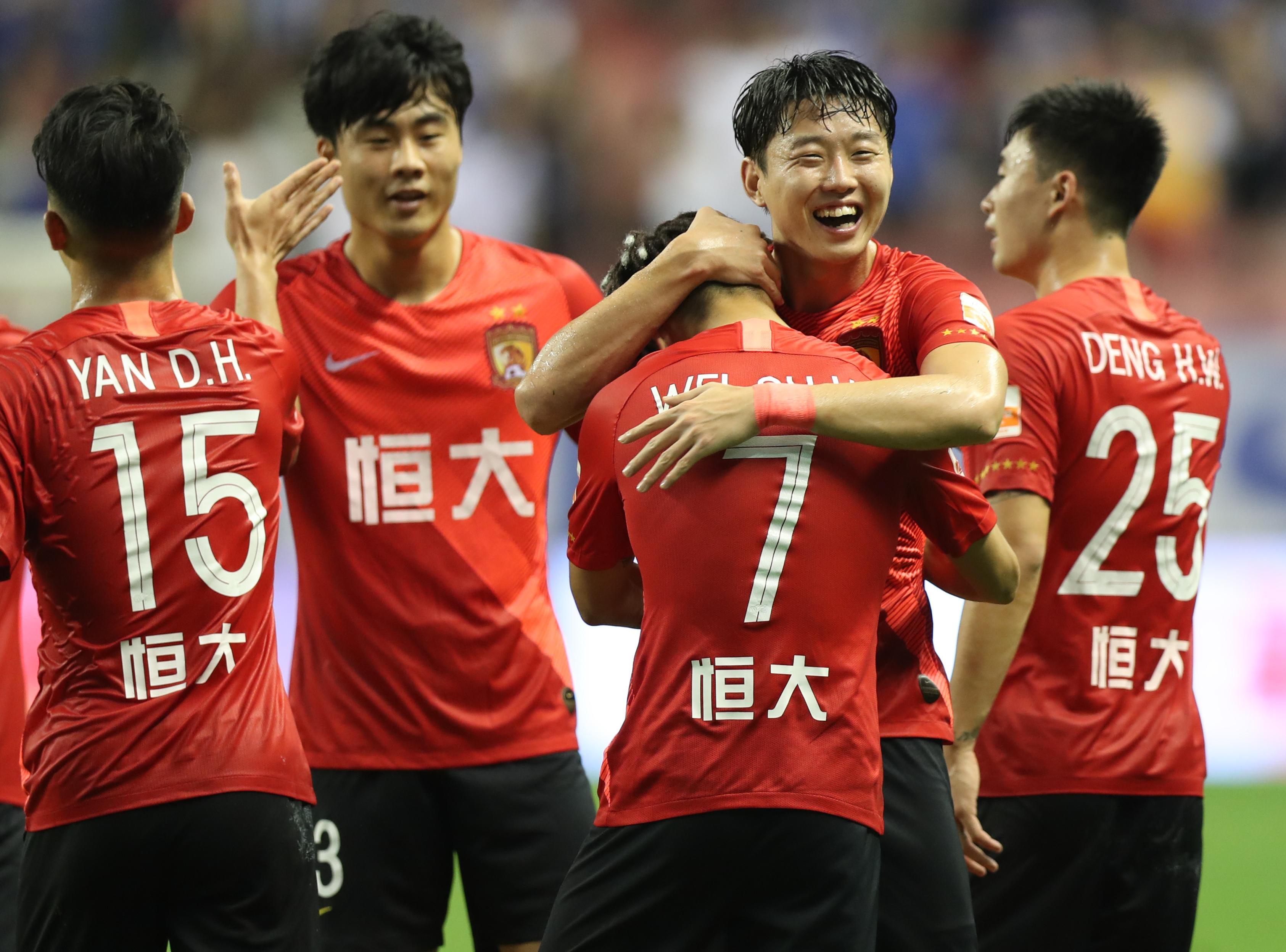 火箭主场战公牛半场：60：57暂时落后，3连败终结战遇阻，杜兰特申京均上双