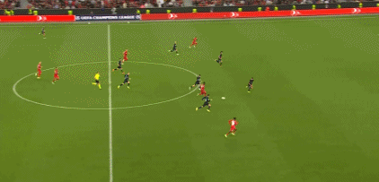 康宁汉姆半场15+7+4，超七成命中率带队领先17分