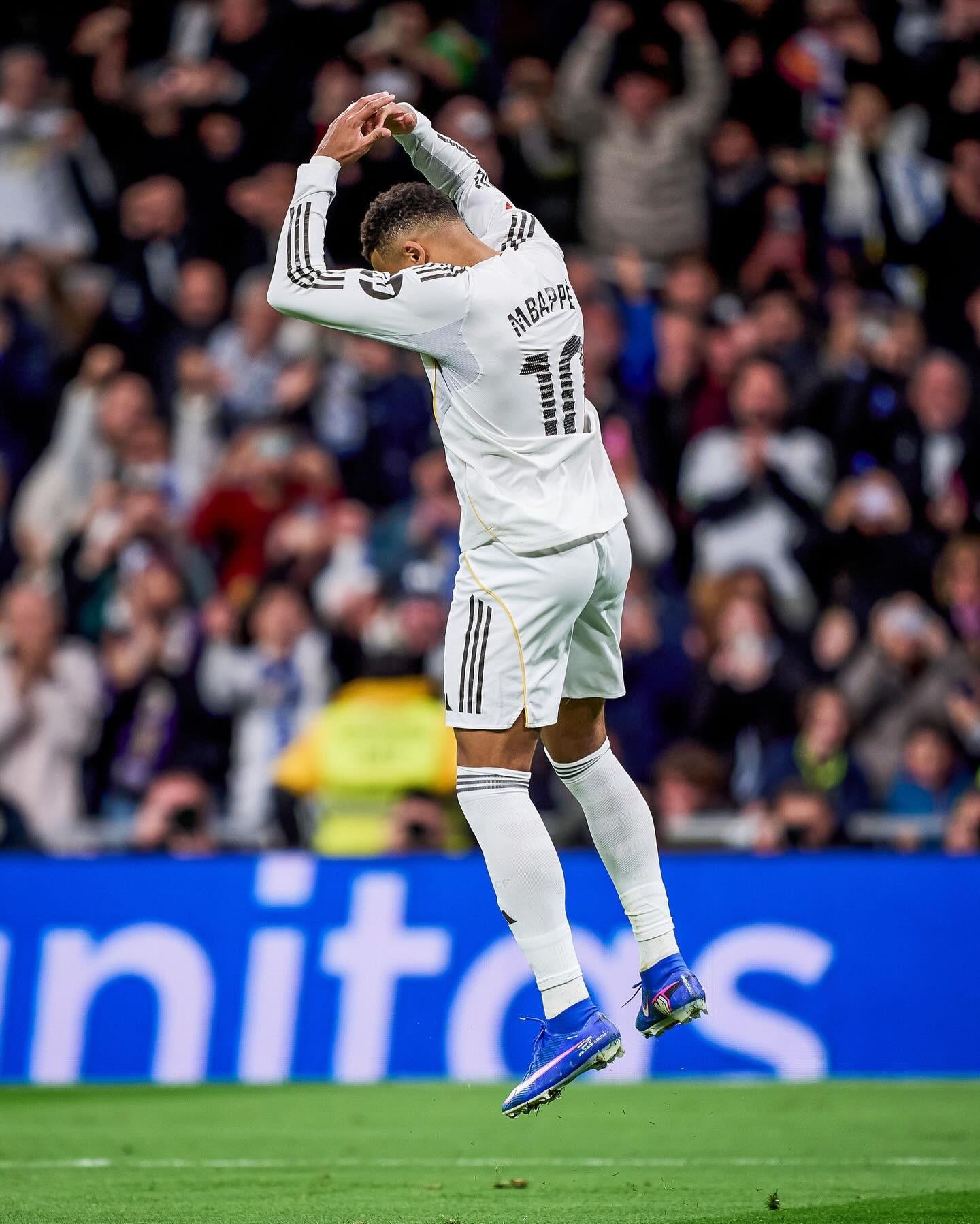 记者：利物浦目前没计划今夏第二次报价伊萨克