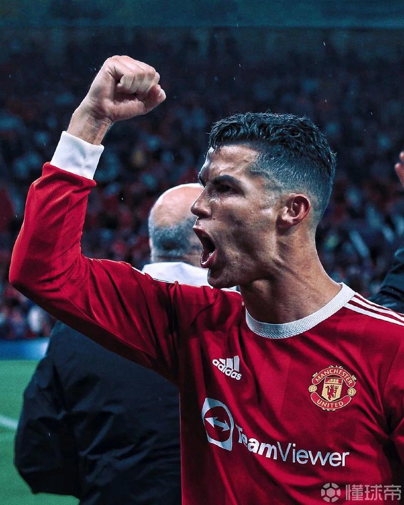 罗马诺：萨拉赫和沙特之间没有任何谈判，他的精力全在利物浦