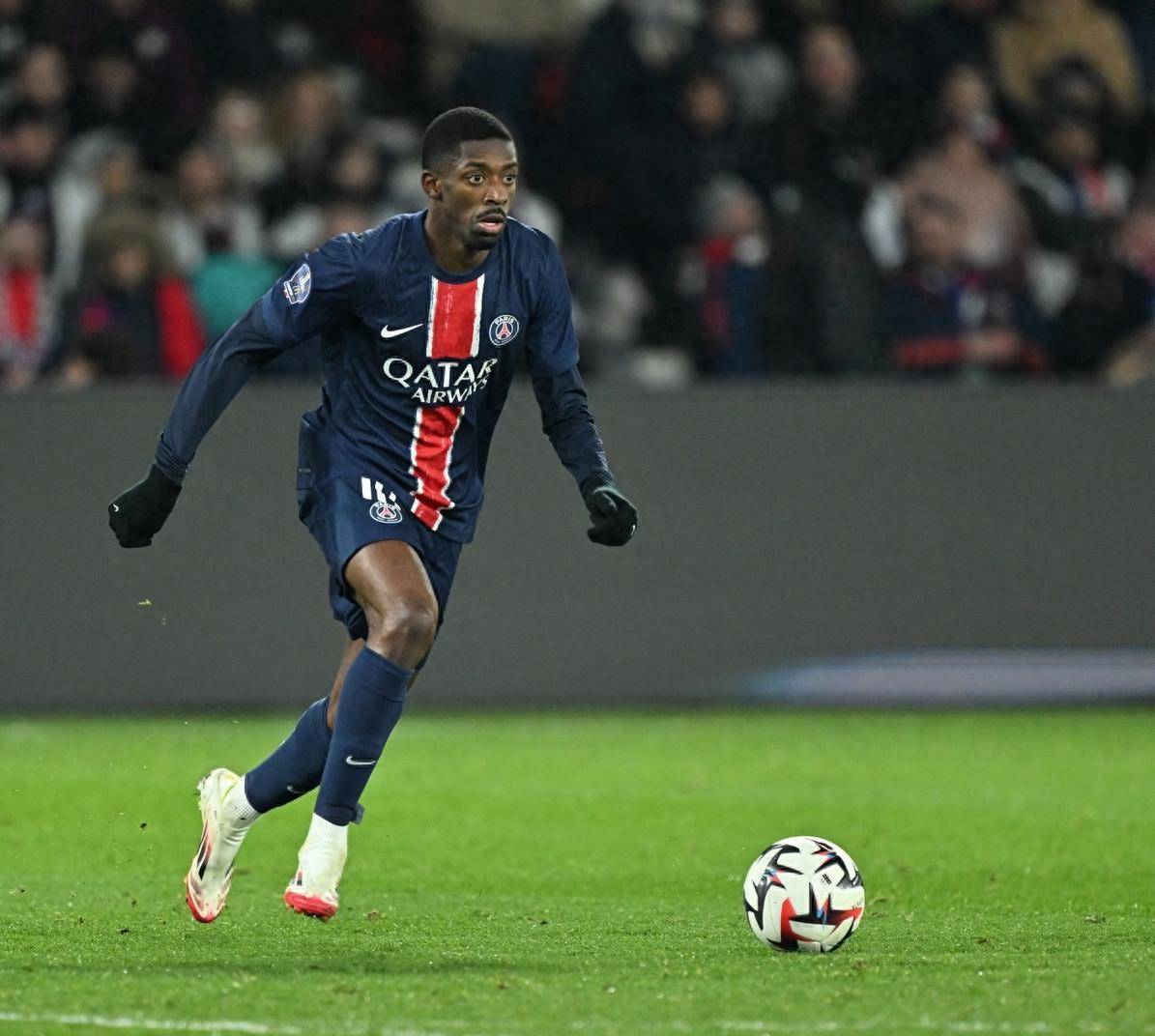 记者：因伤落选的马斯坦托诺仍加入阿根廷队的训练营