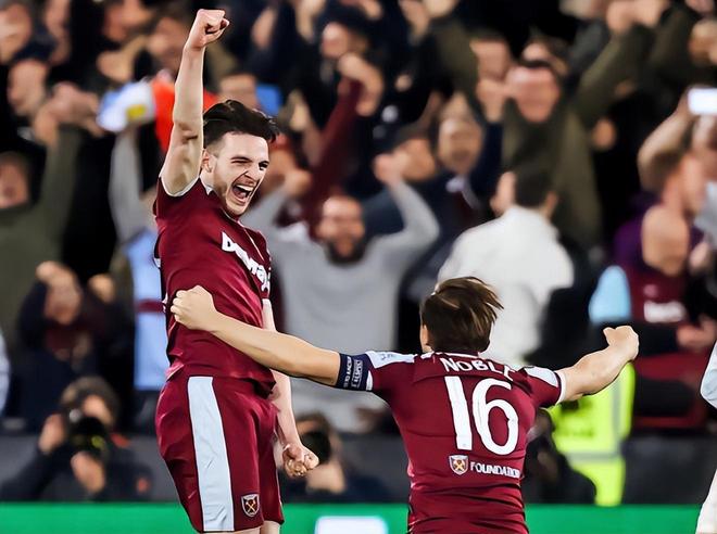 记者：洛佩斯因伤缺席泰山队训练，大概率将缺席赛季收官战